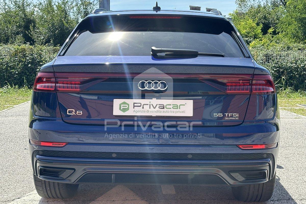 AUDI Q8 55 TFSI quattro tiptronic