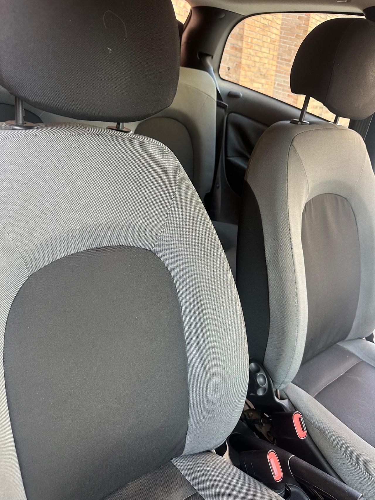 Lancia Ypsilon 1.2 69 CV Platinum