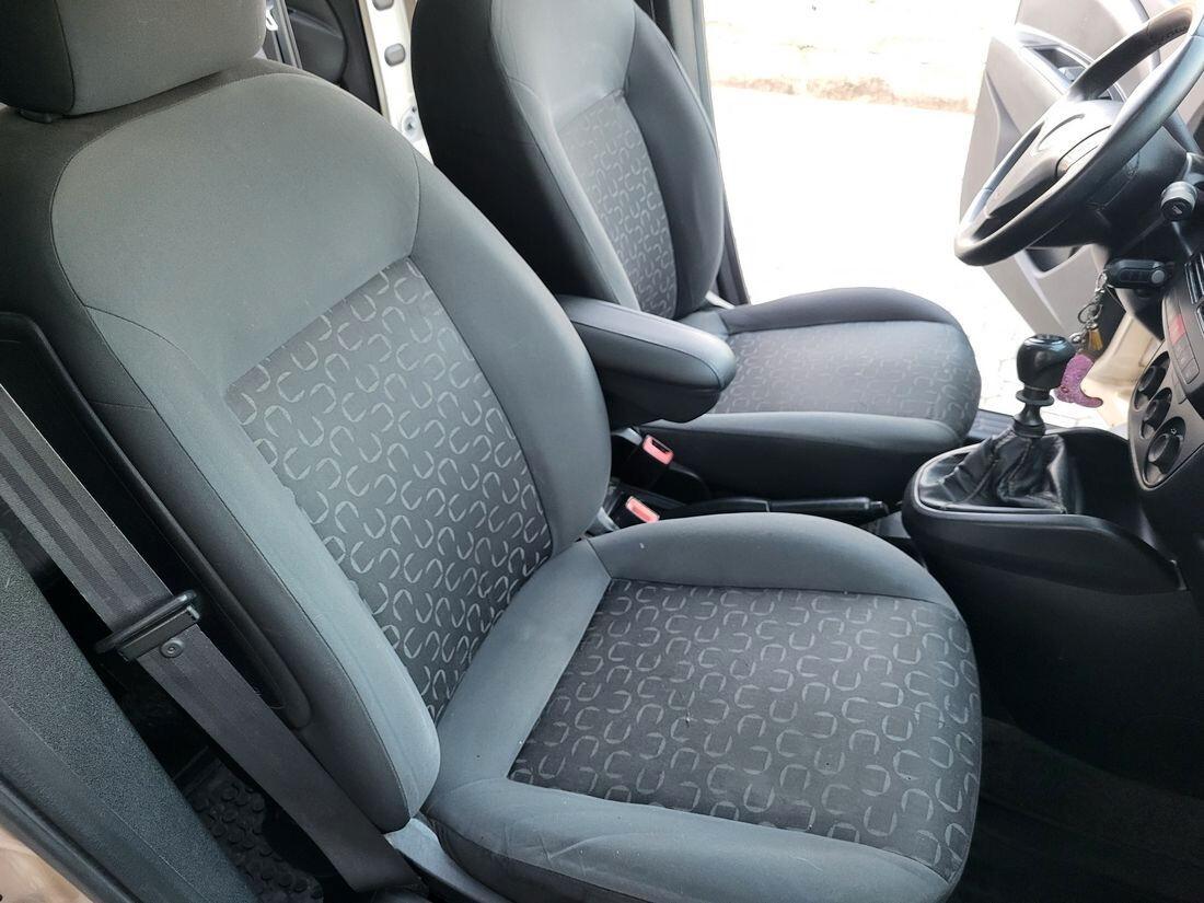 Fiat Doblo Doblò 1.6 MJT 5 POSTI Emotion con GANCIO TRAINO