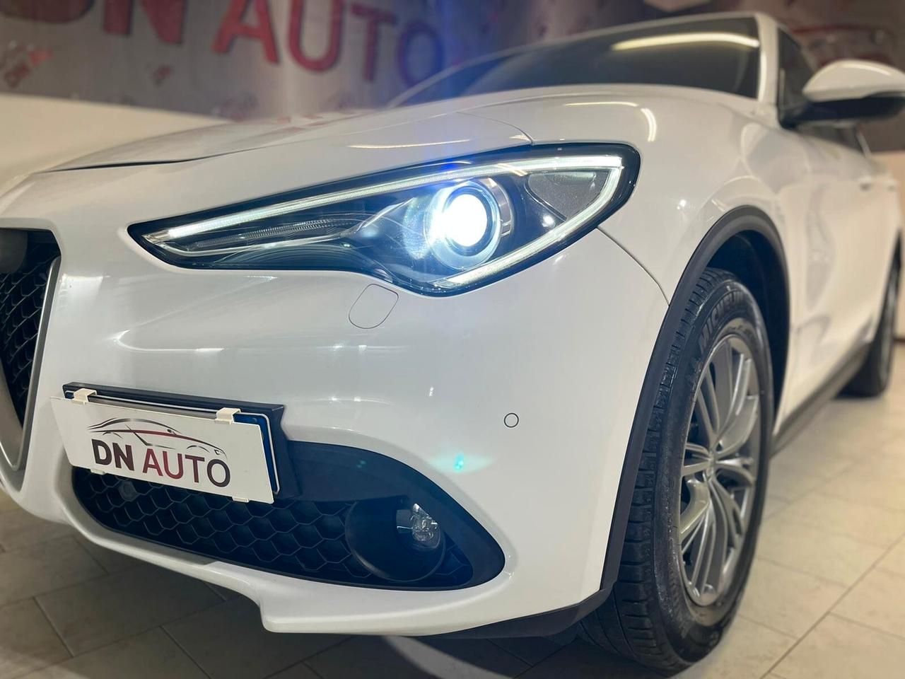 Alfa Romeo Stelvio 2.2 Turbodiesel 180 CV AT8 Q4 Executive