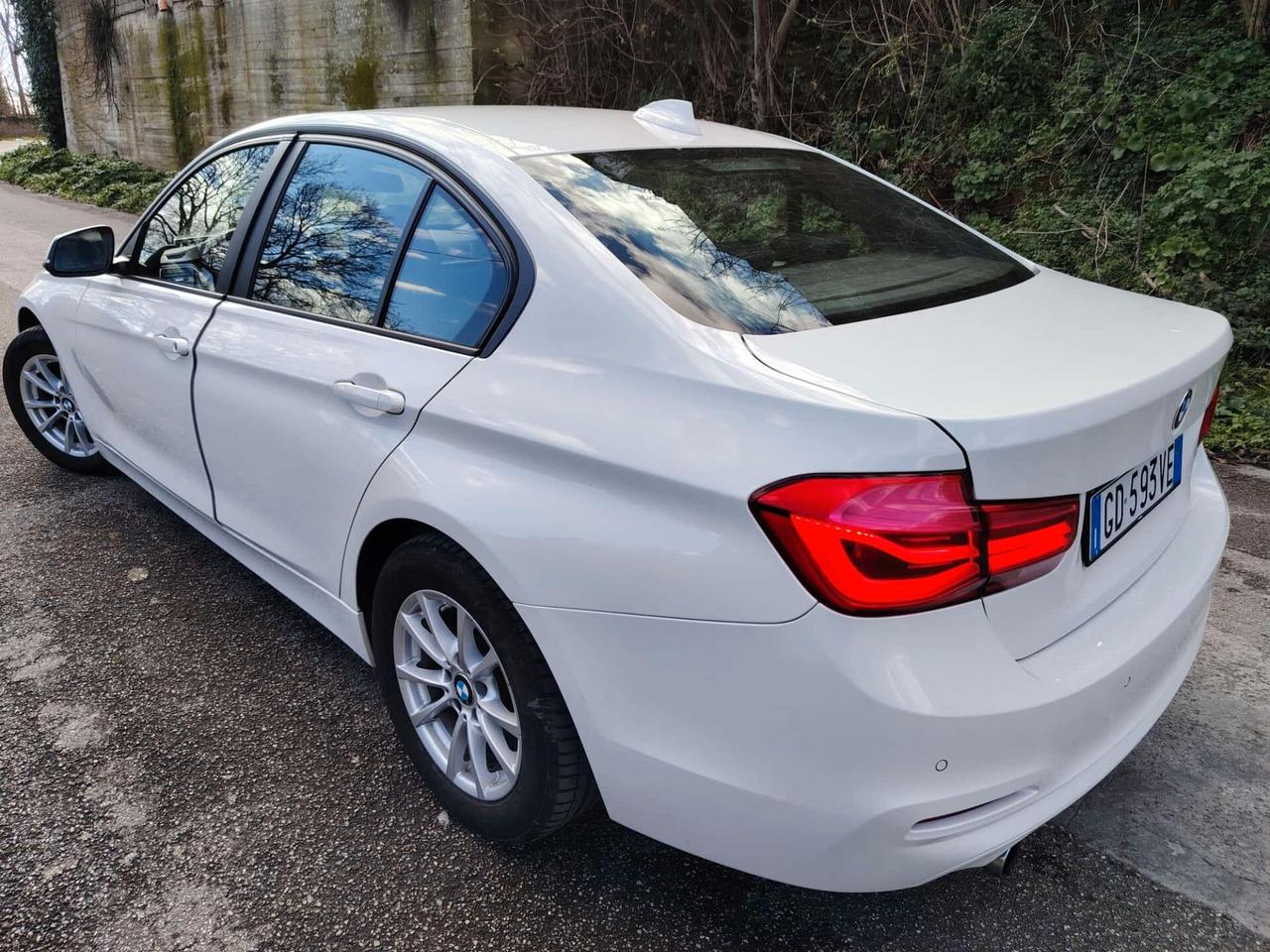 Bmw 318d 150Cv Berlina-Manuale-1Proprietario-Led-