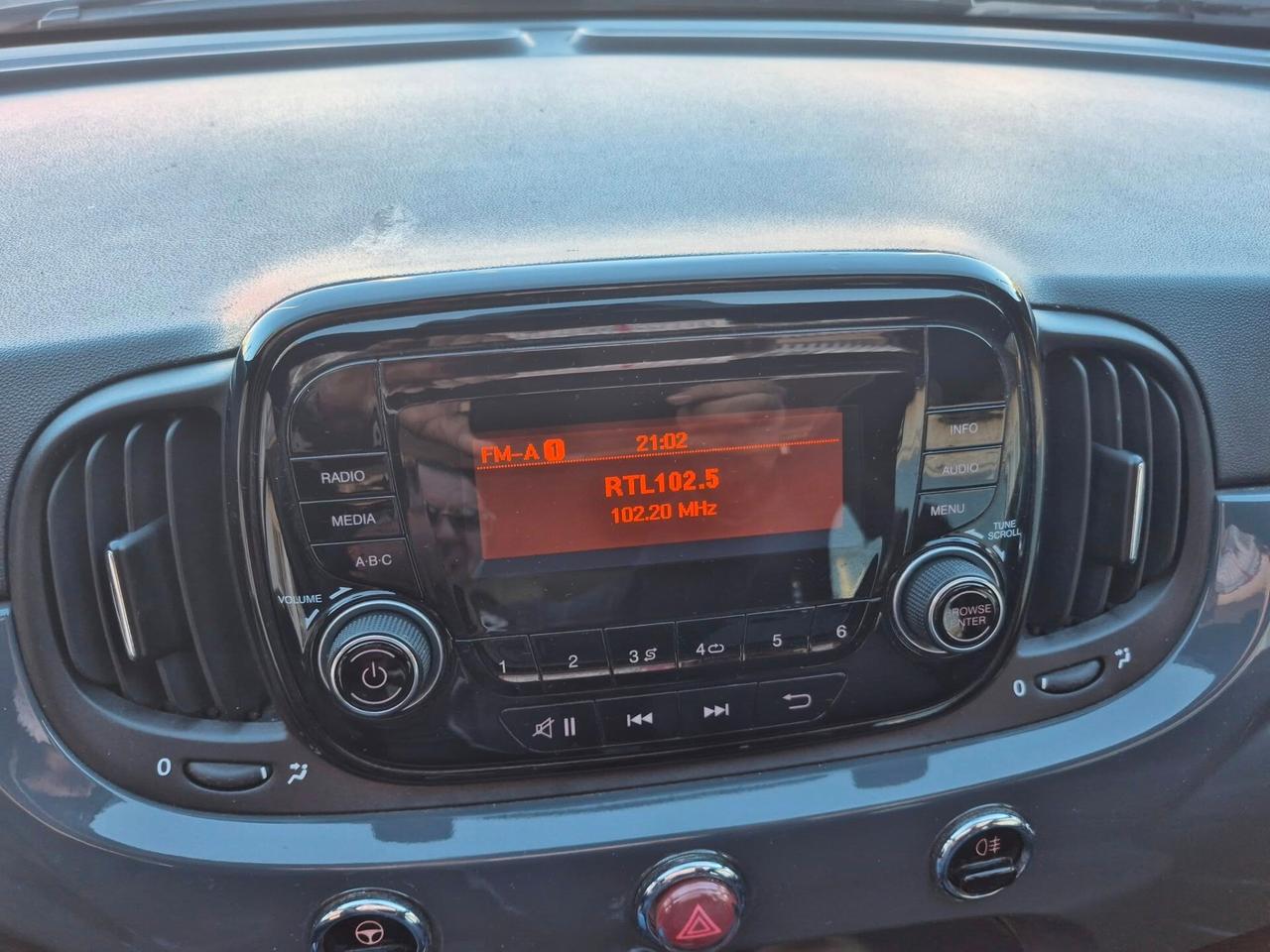 Fiat 500 C 1.0 Hybrid Dolcevita N-U-O-V-I-S-S-I-M-A----