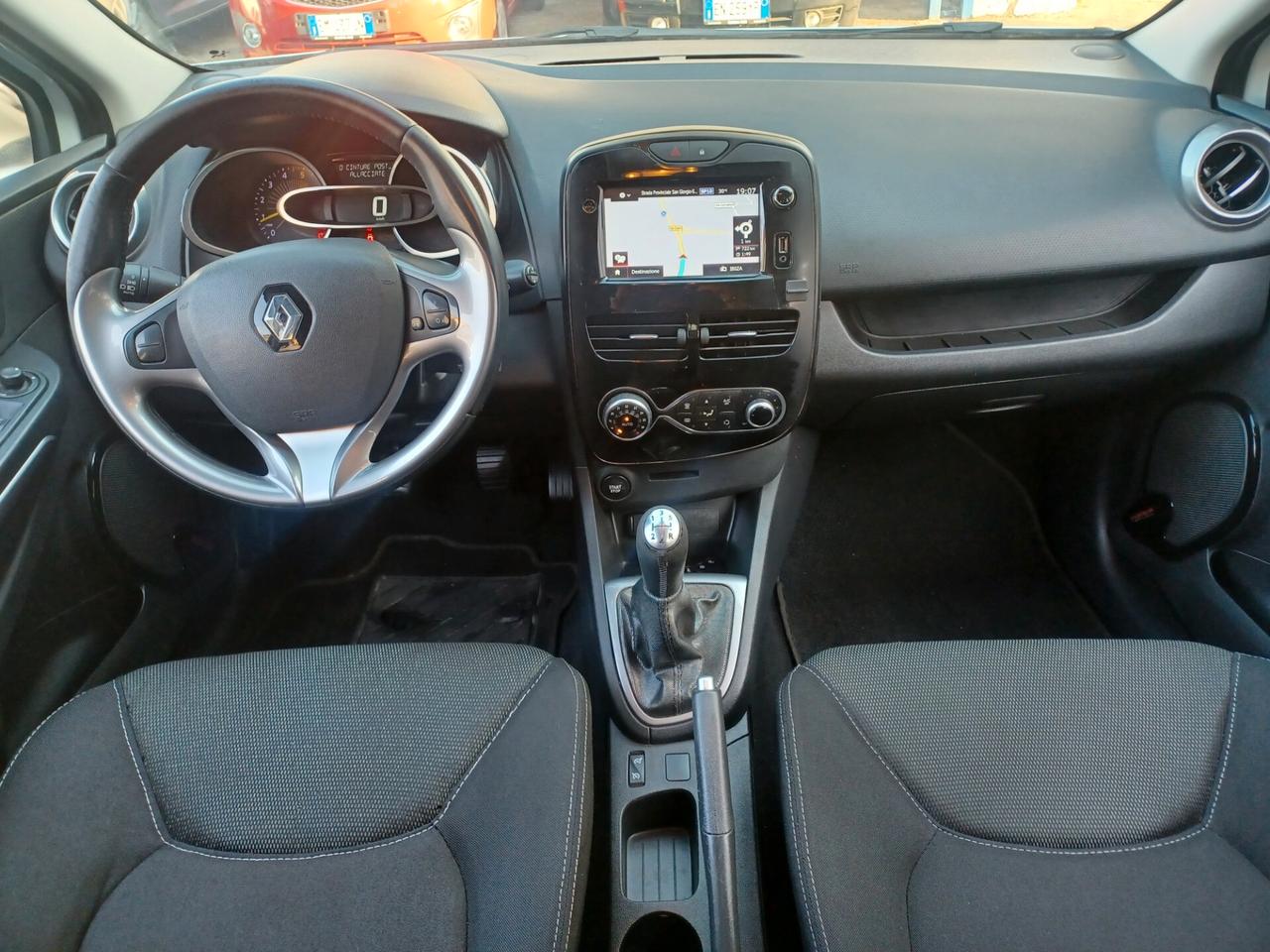 Renault Clio 1.5 DCI COSTUME NATIONAL