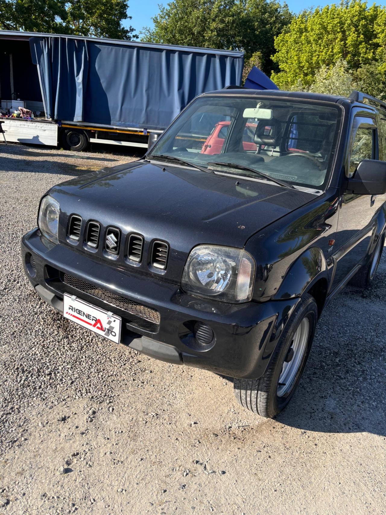 Suzuki Jimny 1.3i 16V cat 4WD JLX