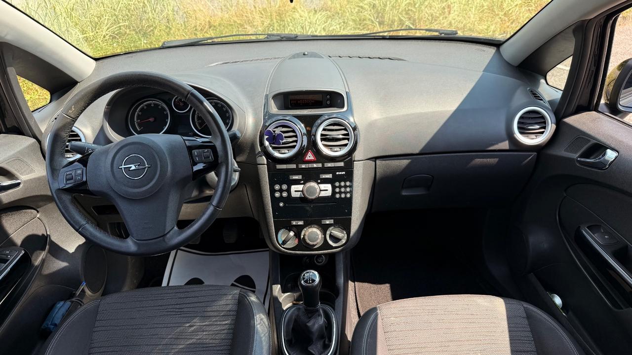 Opel Corsa 1.2 85CV 5 porte GPL-TECH Edition