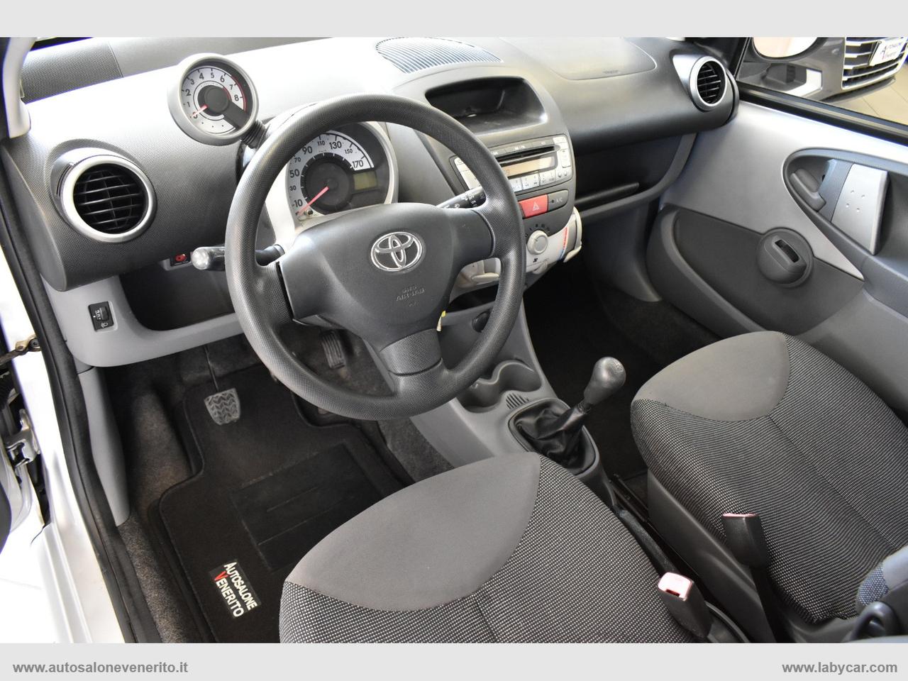TOYOTA Aygo 1.0 VVT-i 5p. Sol