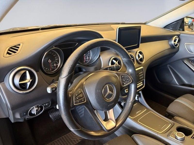Mercedes-Benz CLA CLA 200 d Automatic Sport