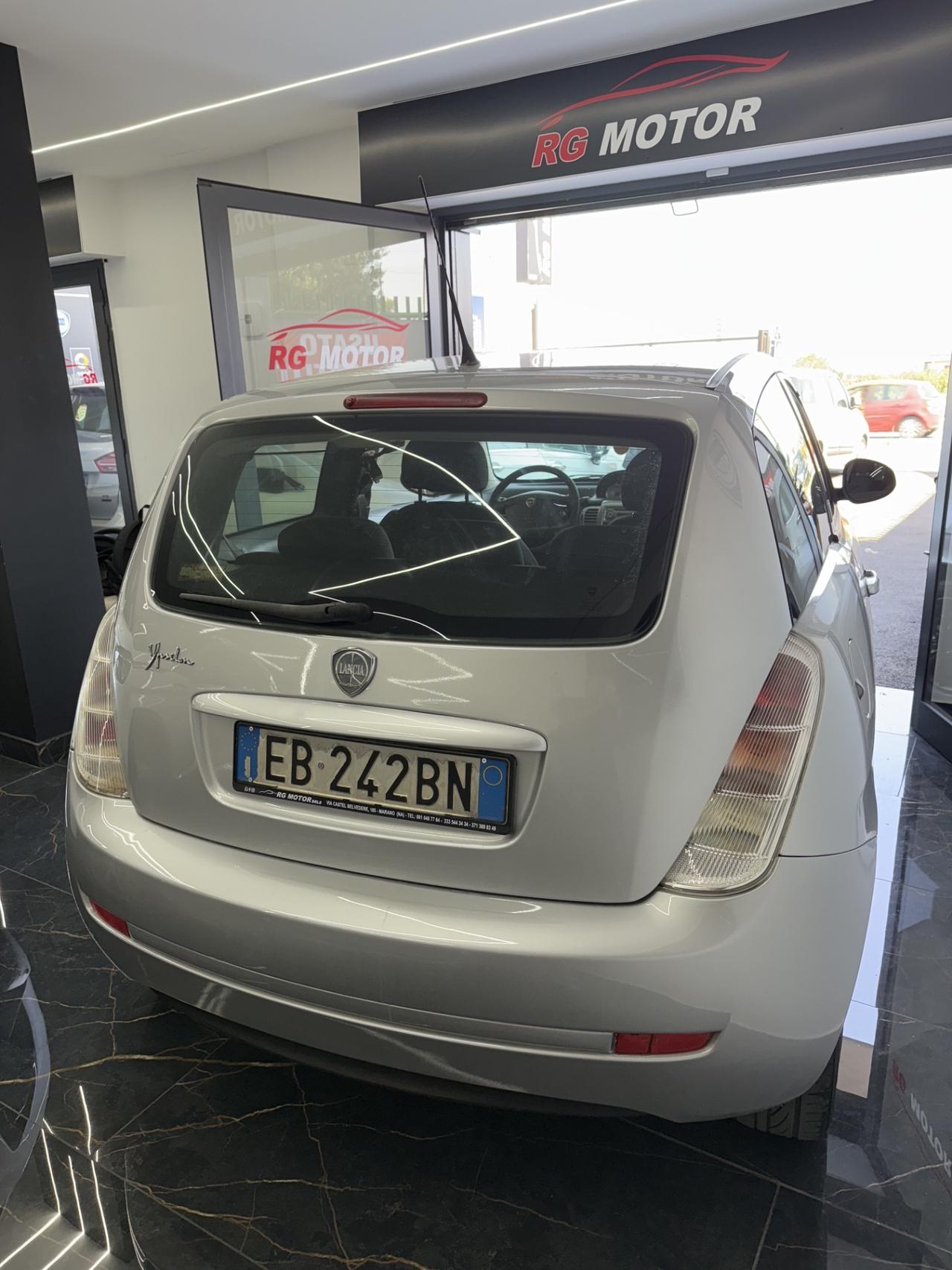 Lancia Ypsilon 1.2 Platino