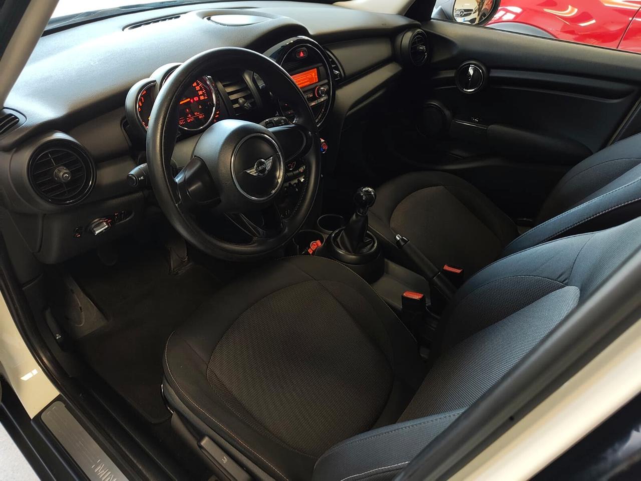Mini One 1.2 75CV 5 porte NEOPATENTATI