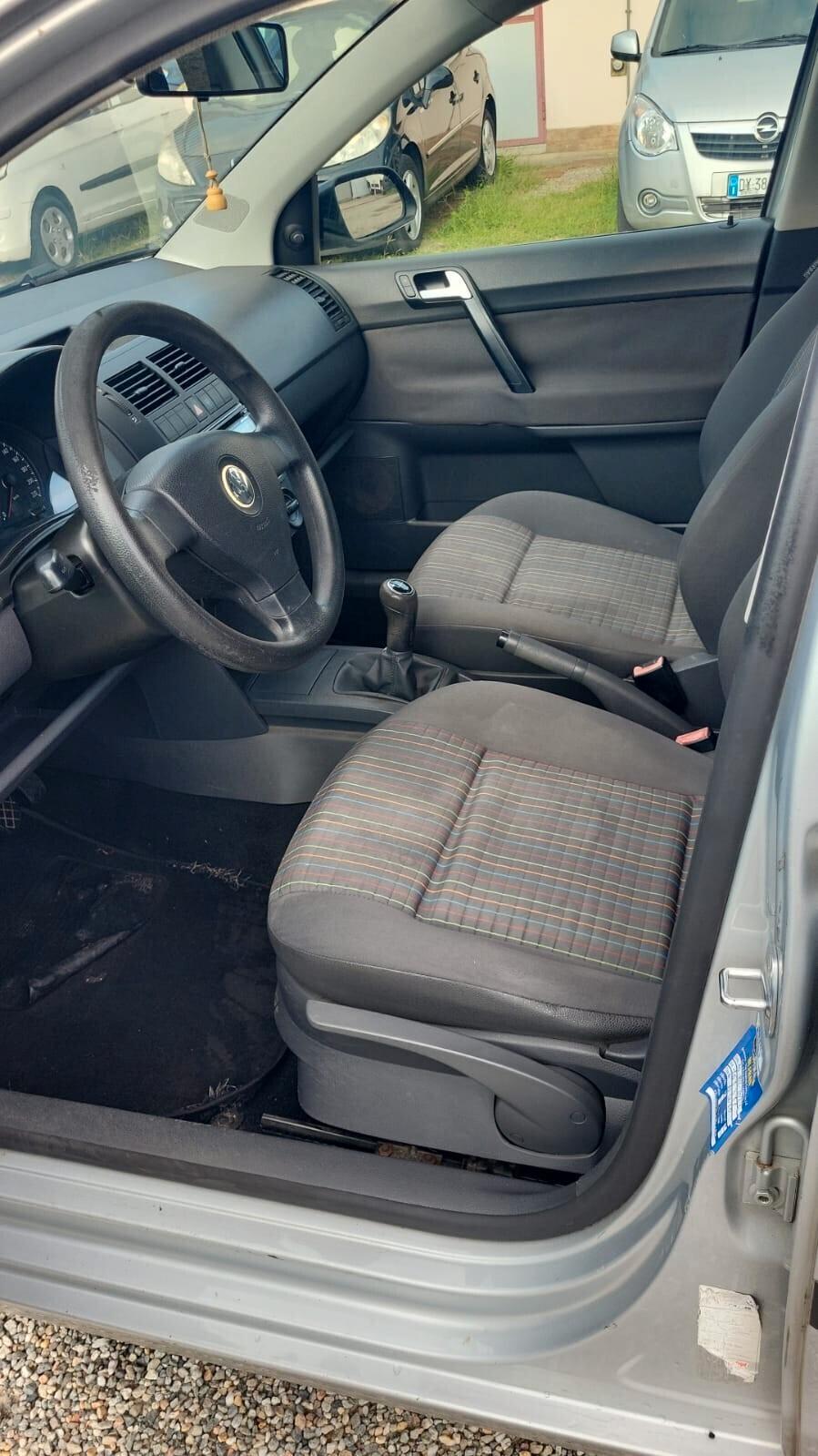 Volkswagen Polo 1.2/64CV 12V 5p. Comfortline