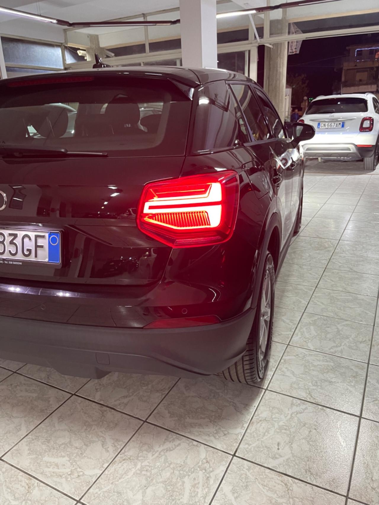 Audi Q2 30 TDI Business sport