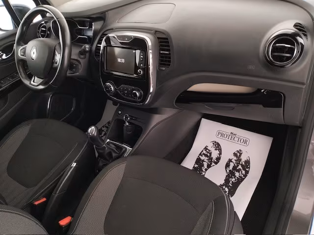 Renualt Captur 1.5 dci Zen 90cv E6 *102.000 KM*
