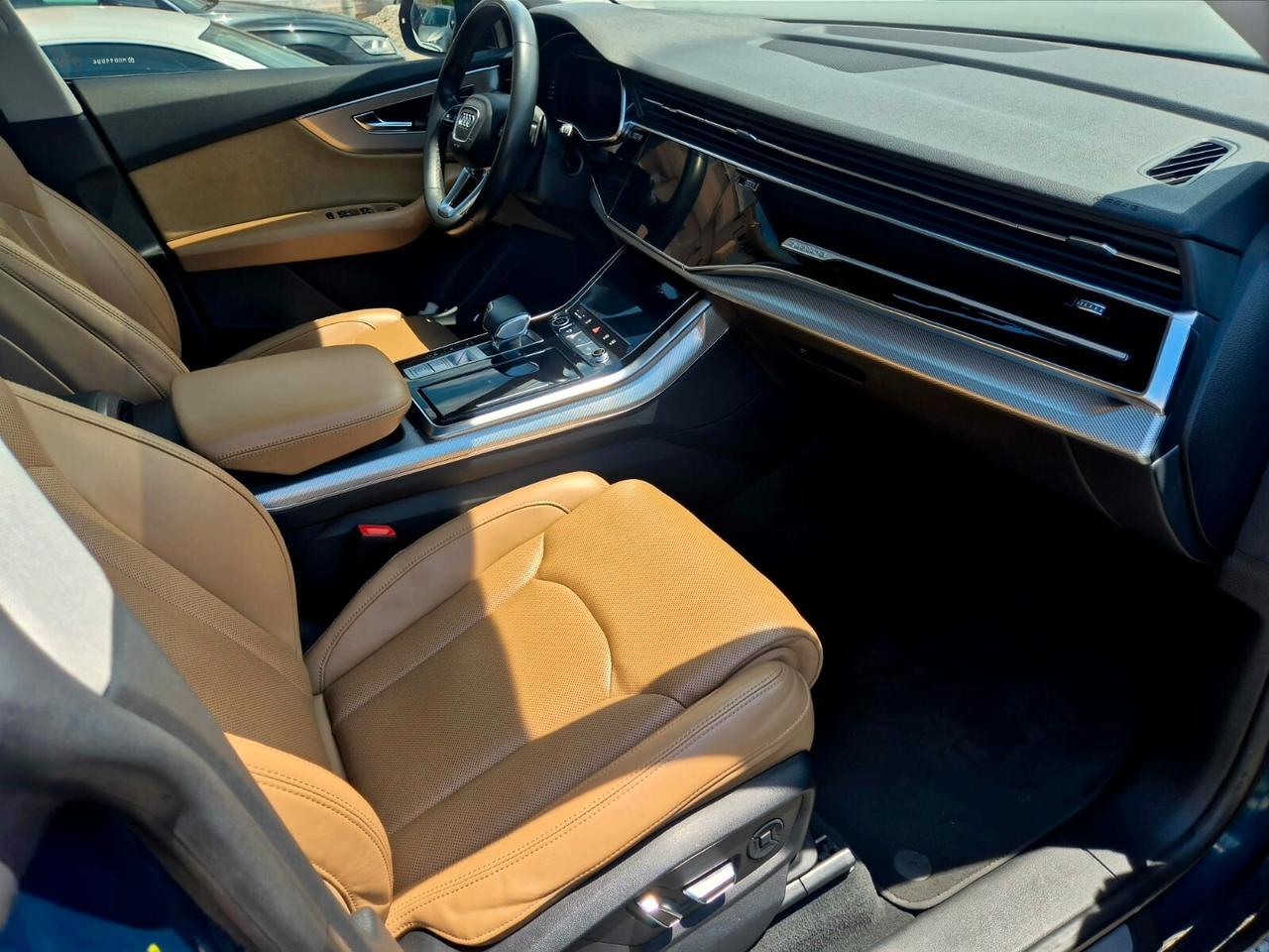 Audi Q8 50 TDI 286 CV quattro Tetto apribile