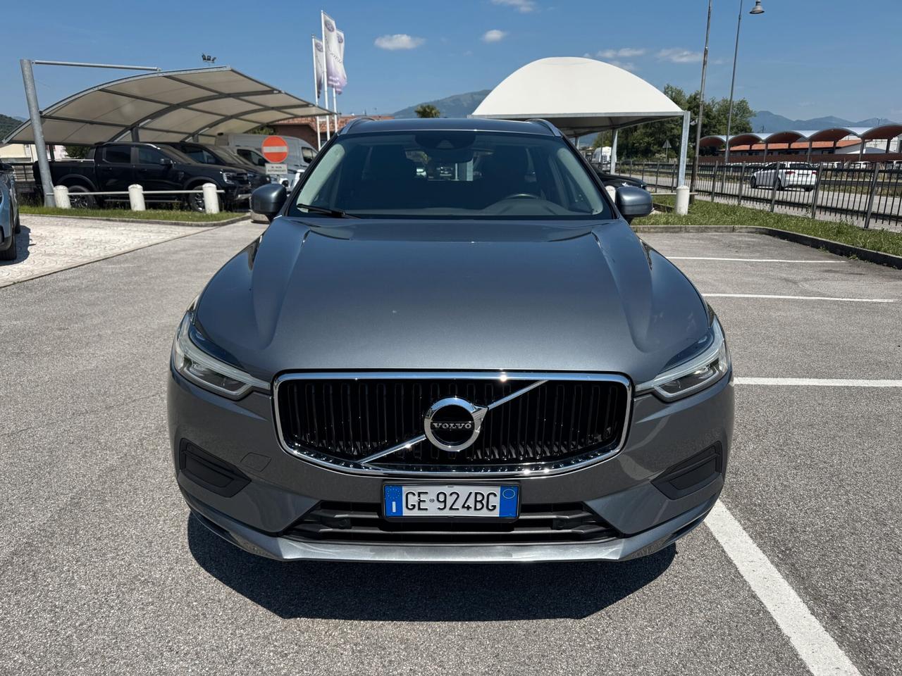 Volvo XC60 B4 AWD Diesel-Hybrid Momentum