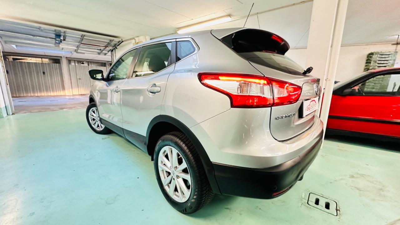 Nissan Qashqai 1.6 dCi 4x4 Tekna. Tagliandi certificati