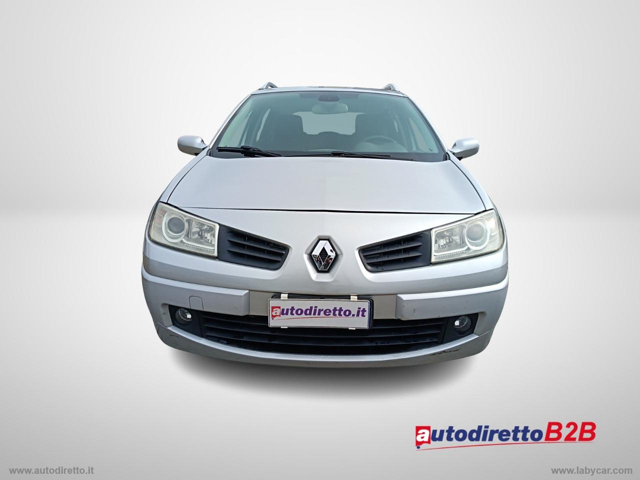 RENAULT Mégane 1.5 dCi 110 CV Dynamique