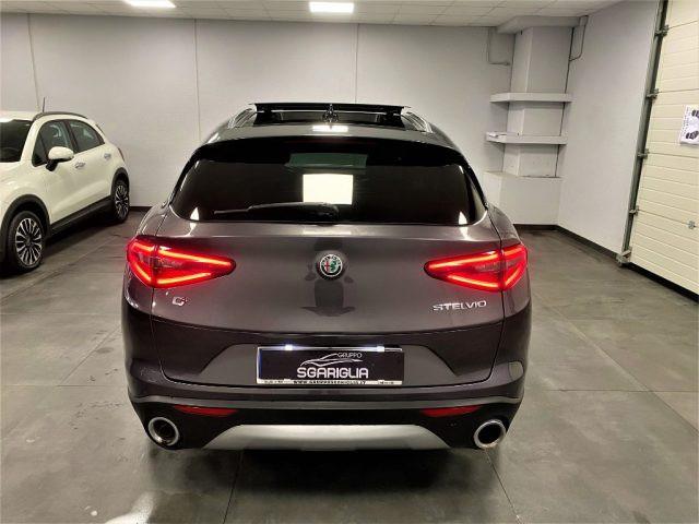 ALFA ROMEO Stelvio 2.2 Diesel Tetto Apribile AT8 Q4 Executive 4x4