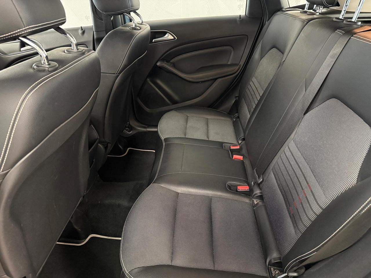 Mercedes-benz B 200 CDI 4Matic Automatic Premium