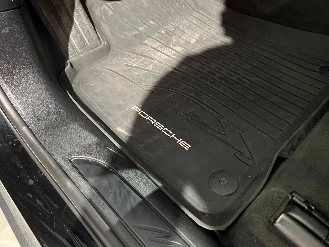 Porsche Macan 2.0 TETTO
