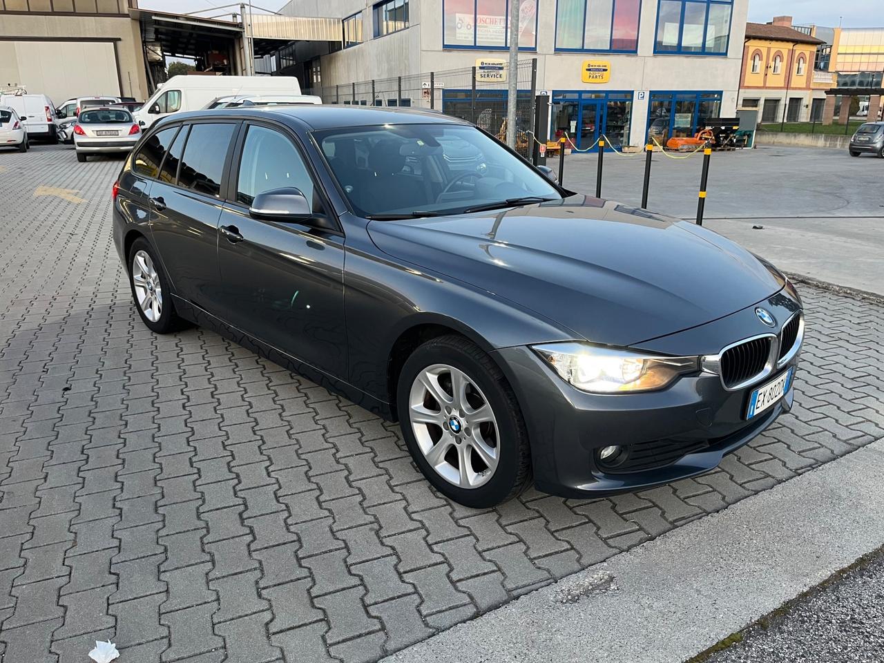 Bmw 320 320d xDrive Touring Sport