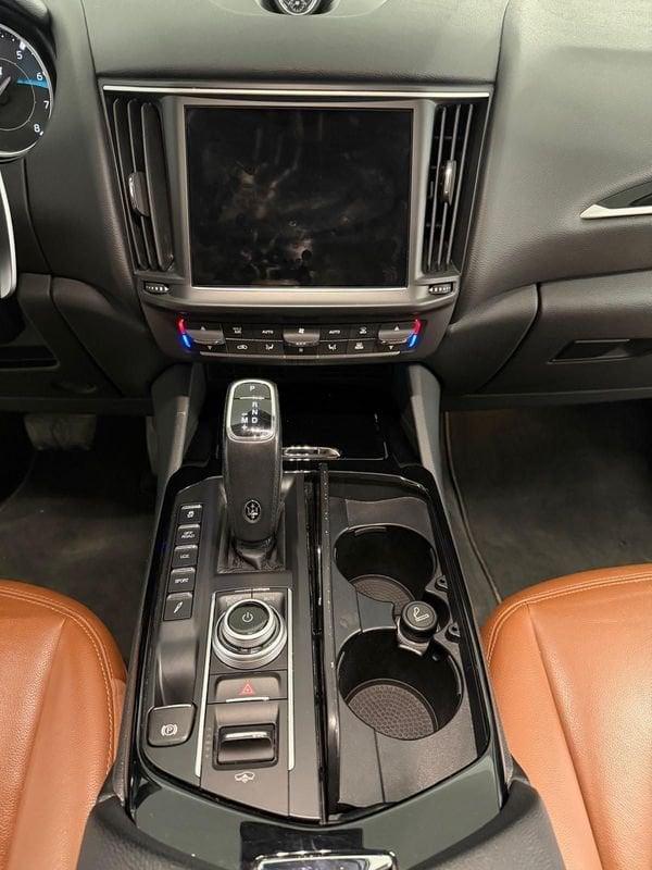 Maserati Levante 3.0 V6 DS 250cv GranSport Q4 auto