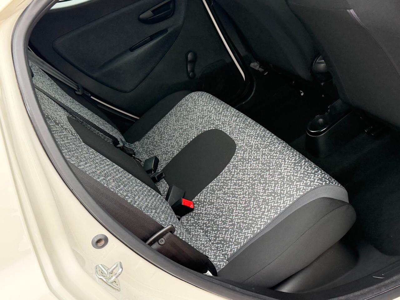 Lancia Ypsilon 1.2 69 cv. ELEFANTINO BLU