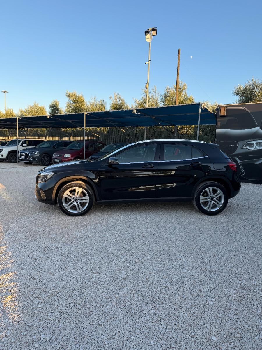 MERCEDES - Classe GLA - GLA 200 d Automatic Sport