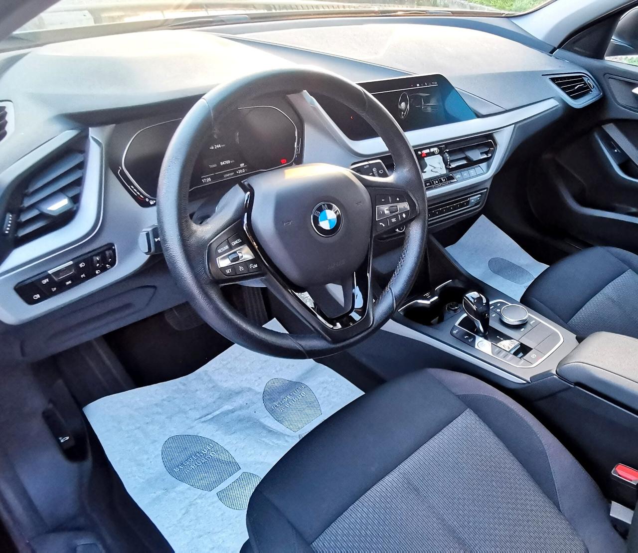 Bmw 118 118i 5p. Luxury