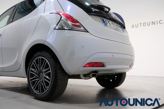 LANCIA Ypsilon 1.2 69 CV 5 PORTE GPL ECOCHIC GOLD NEOPATENTATI