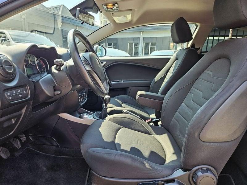 Alfa Romeo MiTo 1.3 JTDM 85cv Distinctive