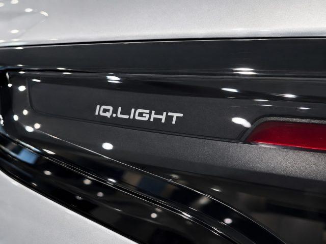 VOLKSWAGEN Tiguan R-Line DSG 2.0 TDI 150 CV Alcantara Aziendale