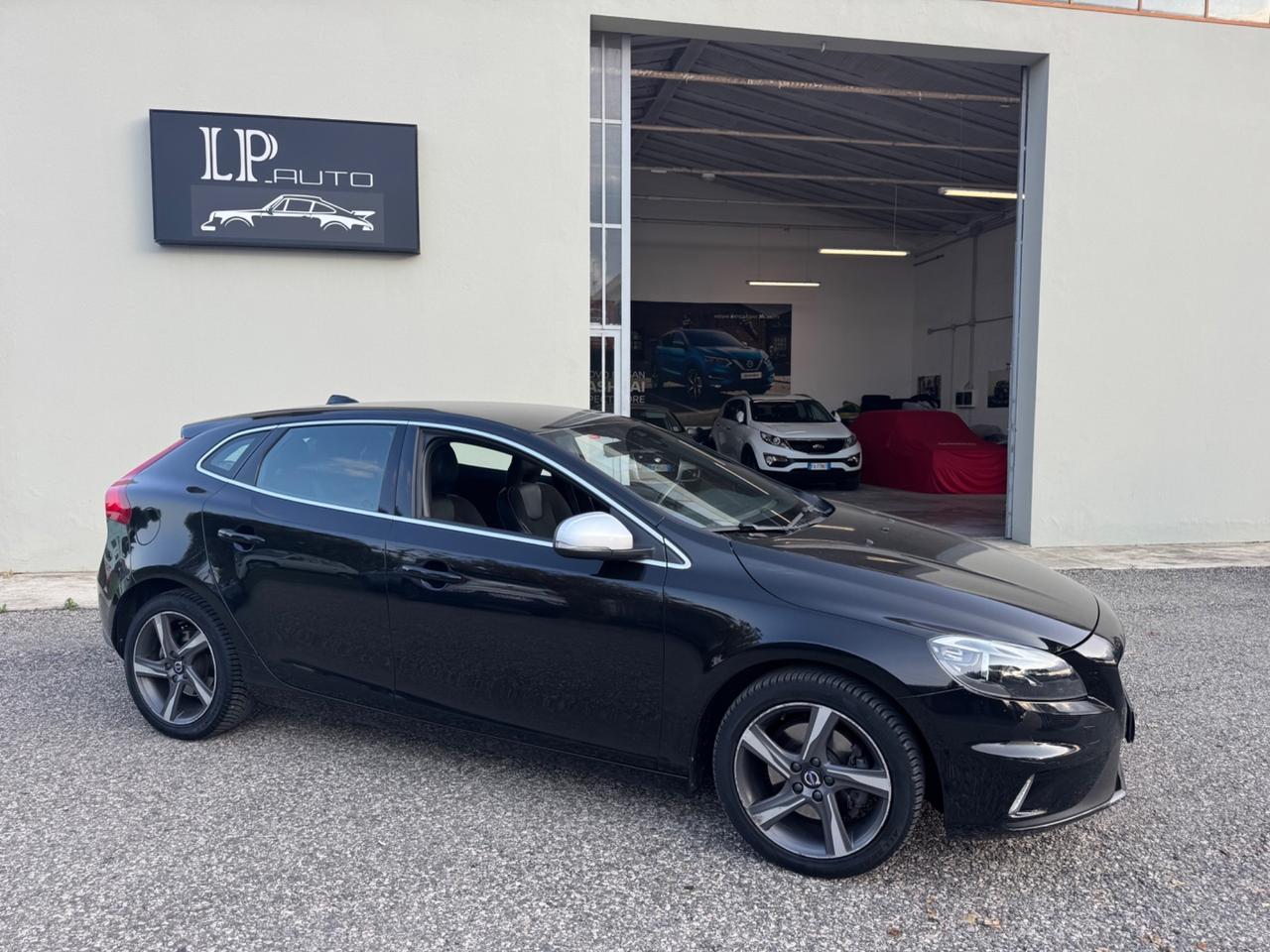 Volvo V40 D2 R-design Kinetic