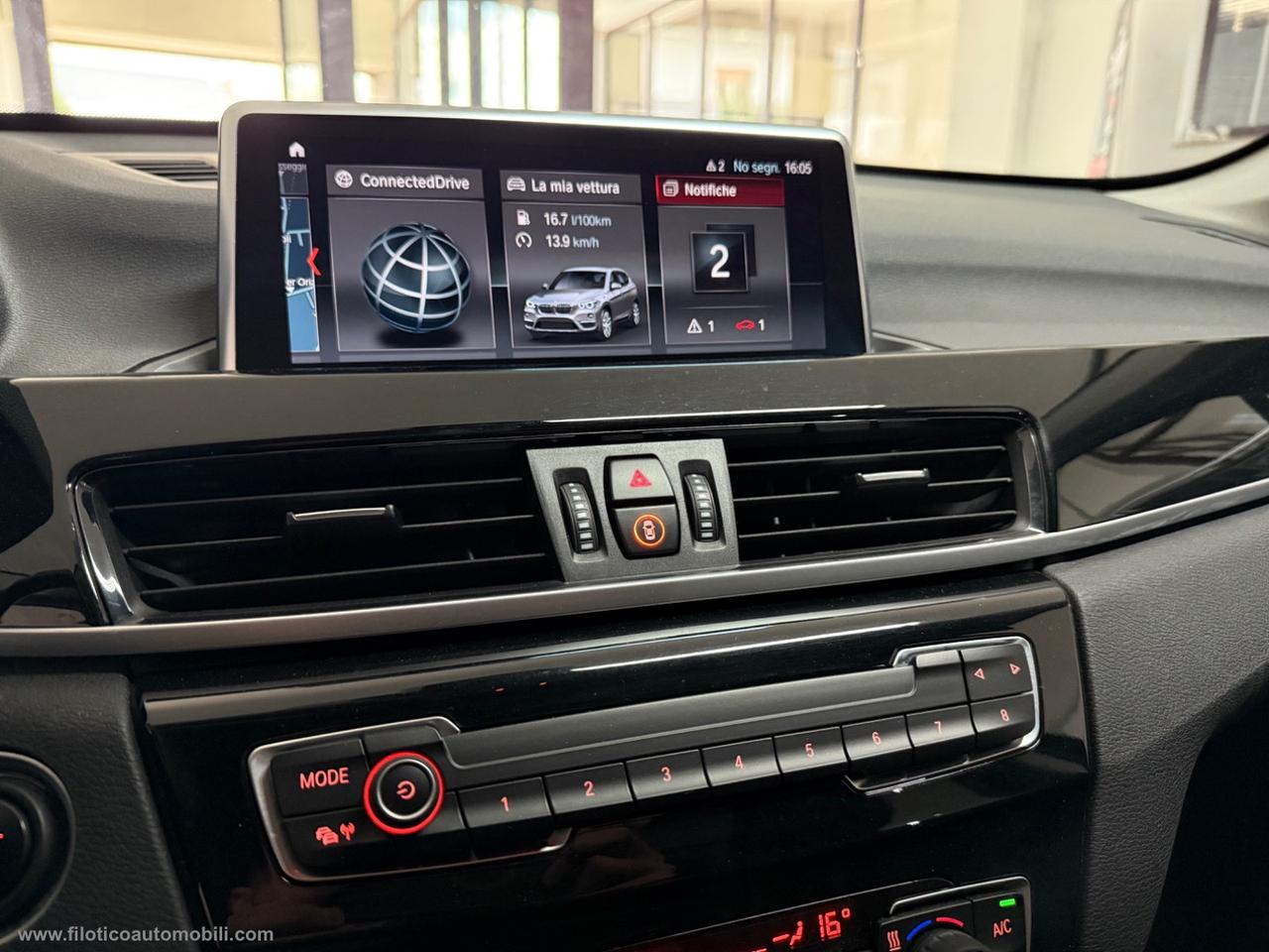 BMW X1 xDrive20d Business Advantage TETTO PANORAMICO - FULL LED