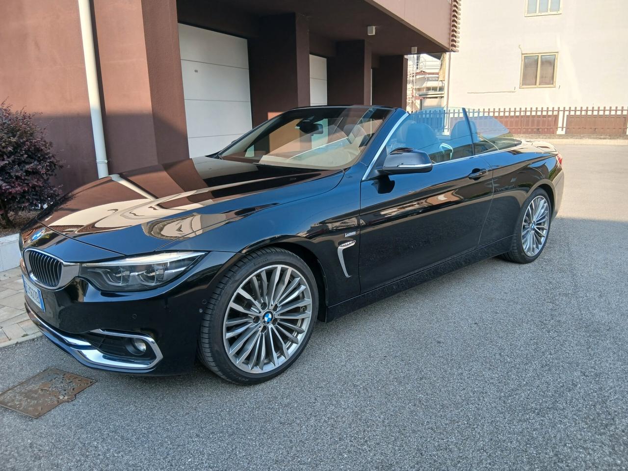 Bmw 420d Cabrio Luxury tua a € 312 mese