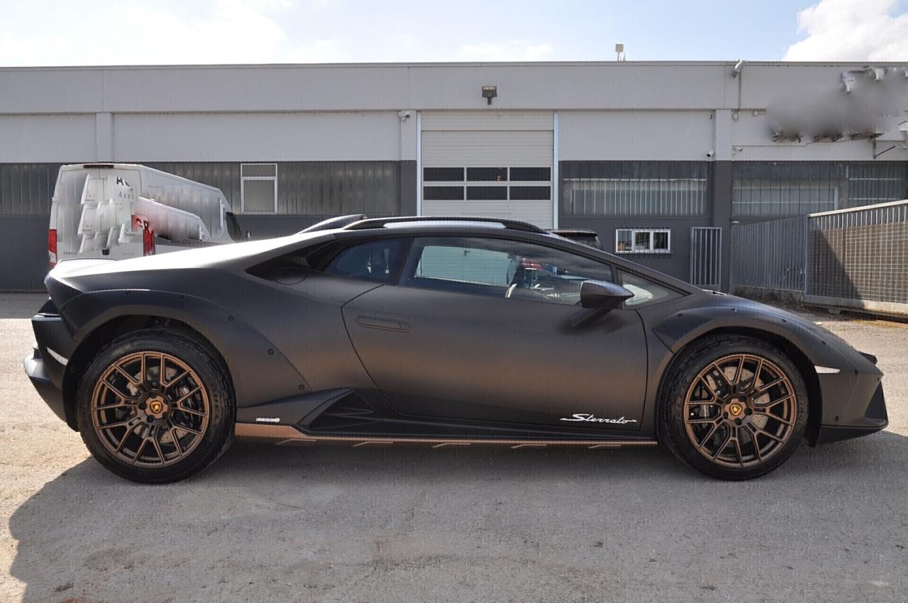 Lamborghini Huracan STERRATO Coupe 5.2 Evo 610 cv awd