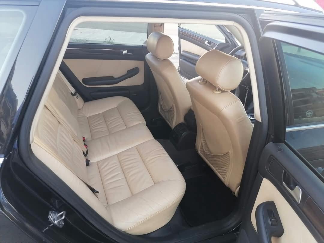 Audi A6 2.5 V6 TDI/180 CV cat Avant quattro