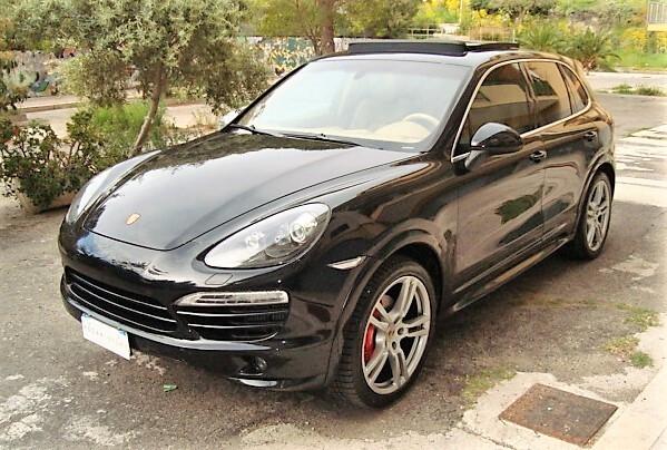 Porsche Cayenne 3.0 Diesel cert Porsche Service