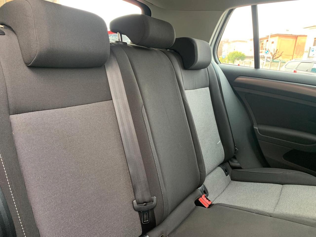 Volkswagen Golf VII 1.6 TDI 90 CV Neopat. Unicoprop.