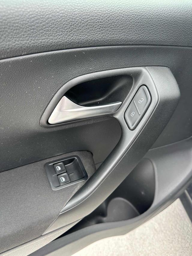 VOLKSWAGEN Polo 1.0 MPI 3p. Trendline OK NEOPATENTATO