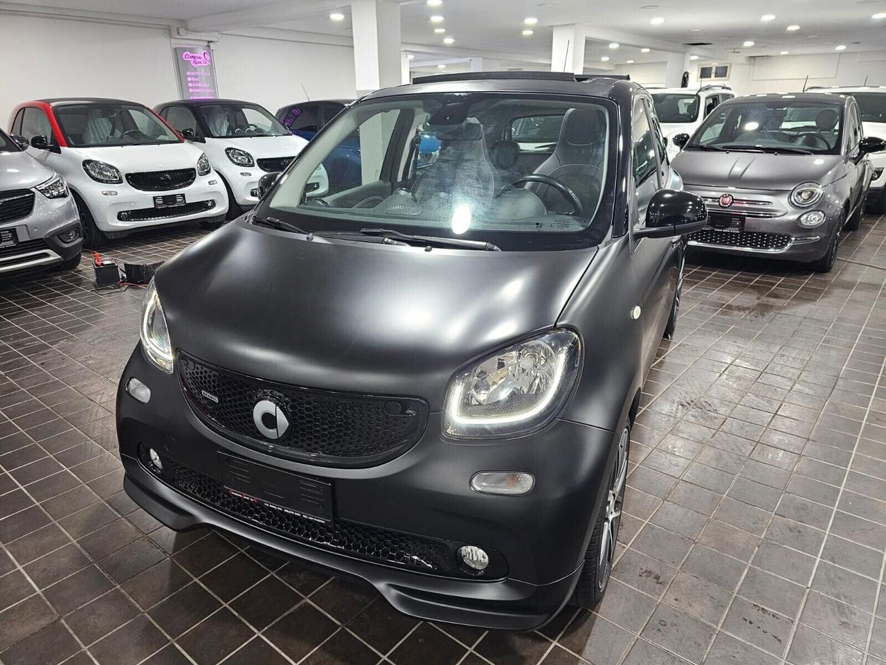 NUOVA SMART FORFOUR BRABUS EXCLUSIVE CABRIO EDITION 0.9 BENZ 109CV TWINAMIC