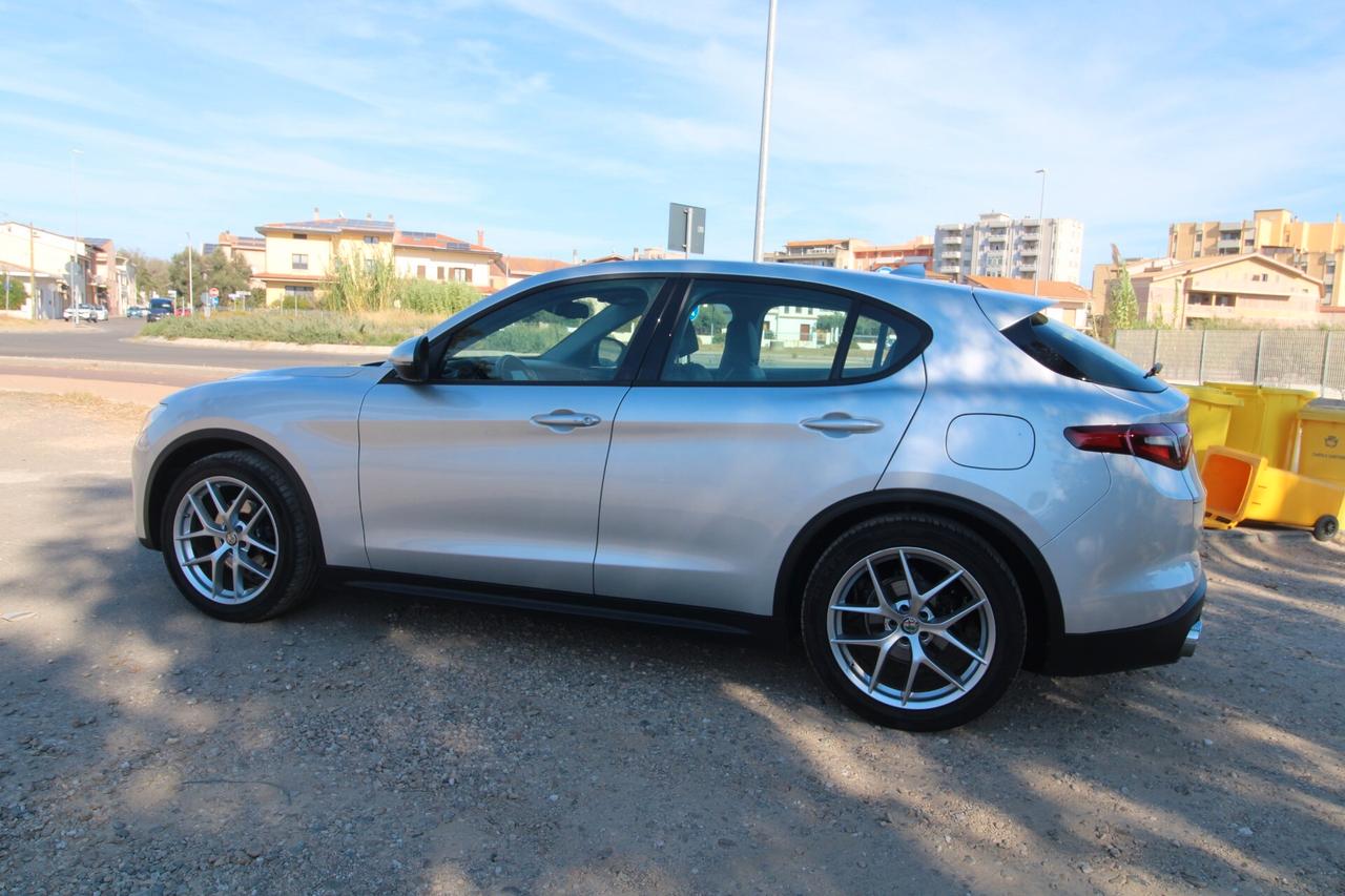 Alfa Romeo Stelvio 2.2 Turbodiesel 190 CV AT8 RWD Executive