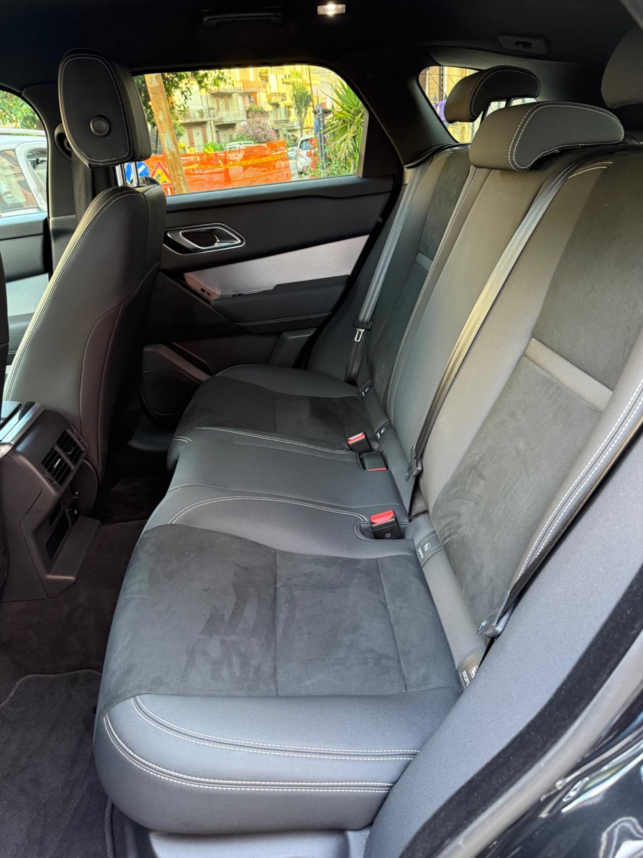 Land Rover Range Velar 2.0D I4 204 CV R-Dynamic