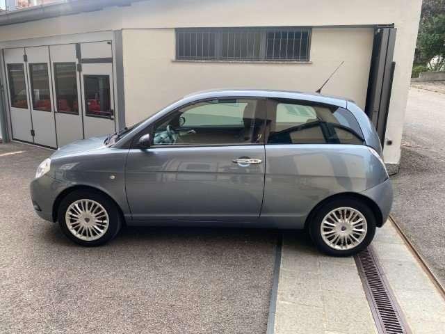 Lancia Ypsilon 1.2 Argento - Neopatentati