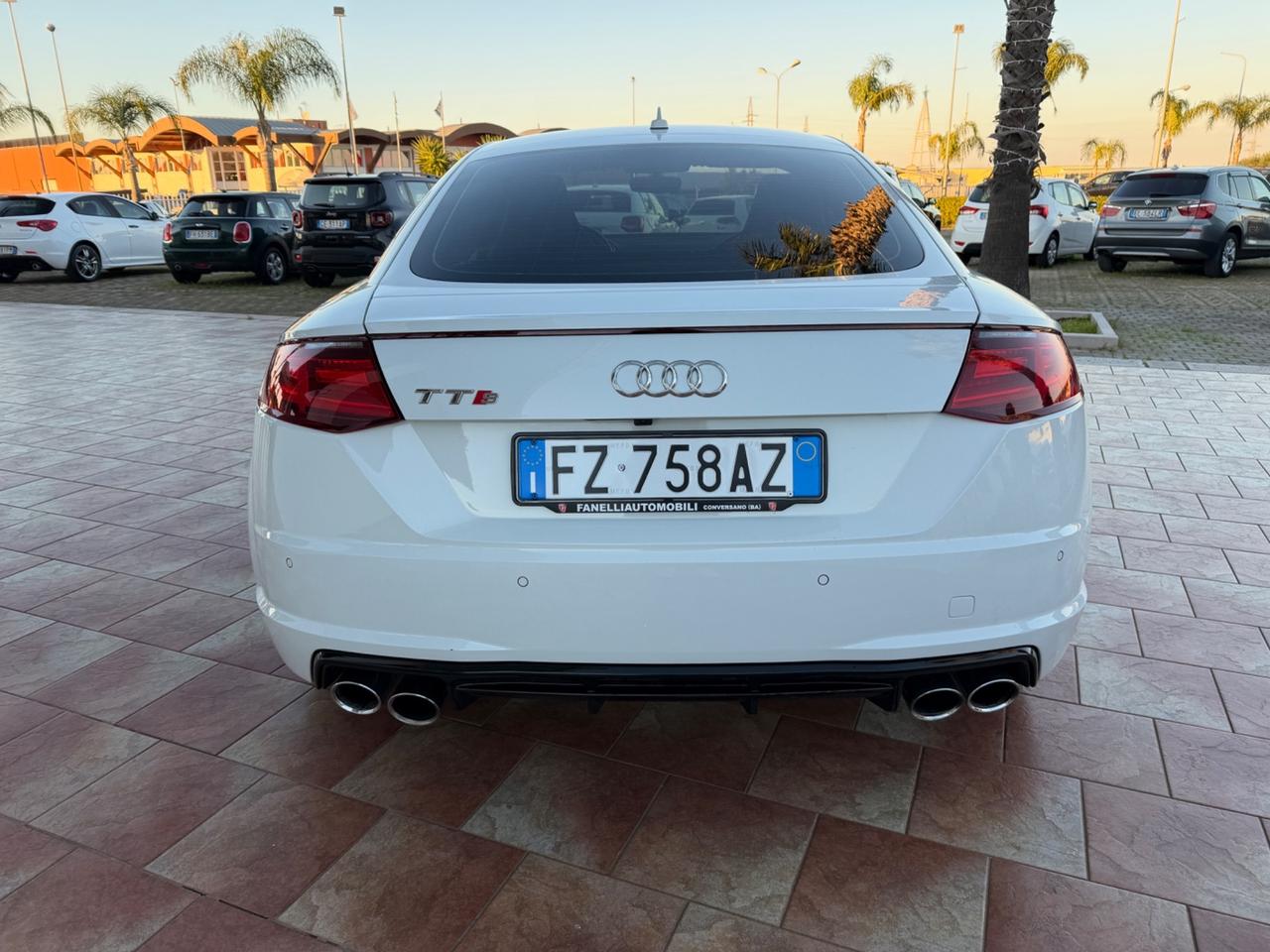 Audi TT TTS Coupé 2.0 TFSI 310 CV quattro S tronic