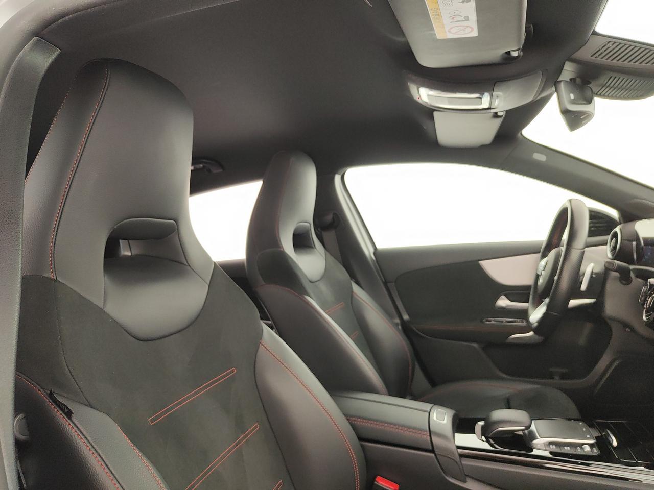 Mercedes-Benz A 180 d Premium auto