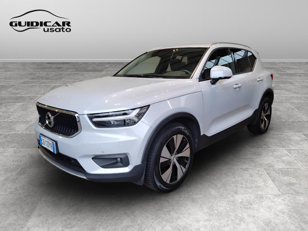 VOLVO XC40 - XC40 1.5 t3 Momentum 163cv auto my21