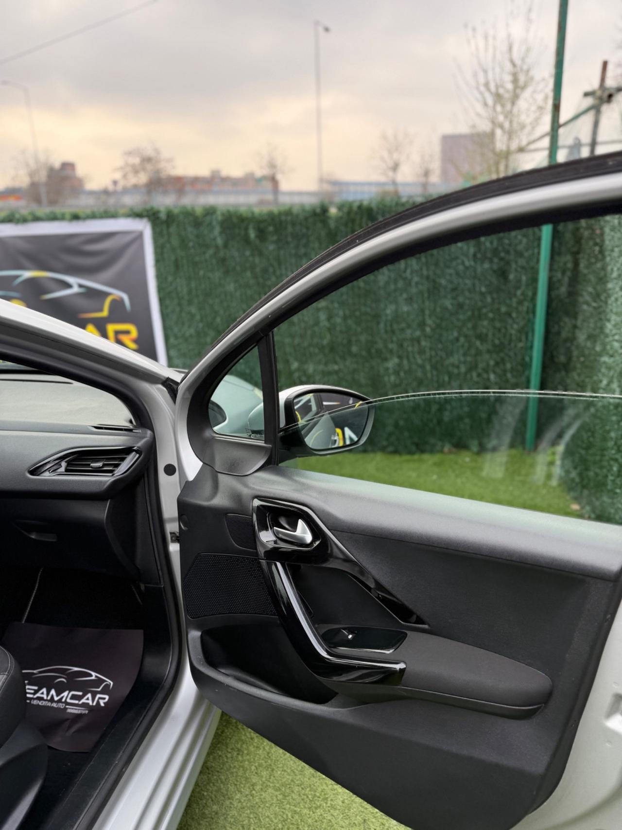 Peugeot 208 2013 1.4 DIESEL NEOPATENTATI