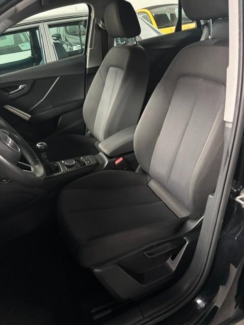 Audi Q2 30 TFSI Business, PERMUTABILE