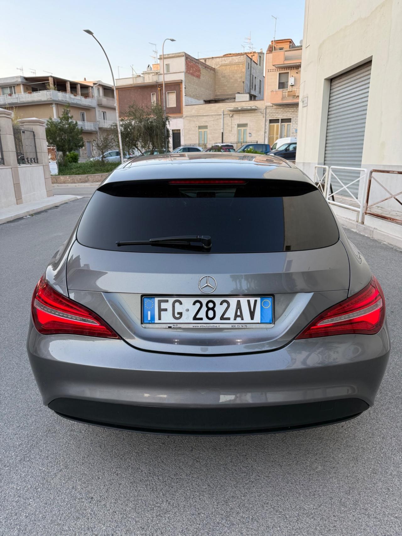 Mercedes-benz CLA 180 d Premium UNICO PROPRIETARIO