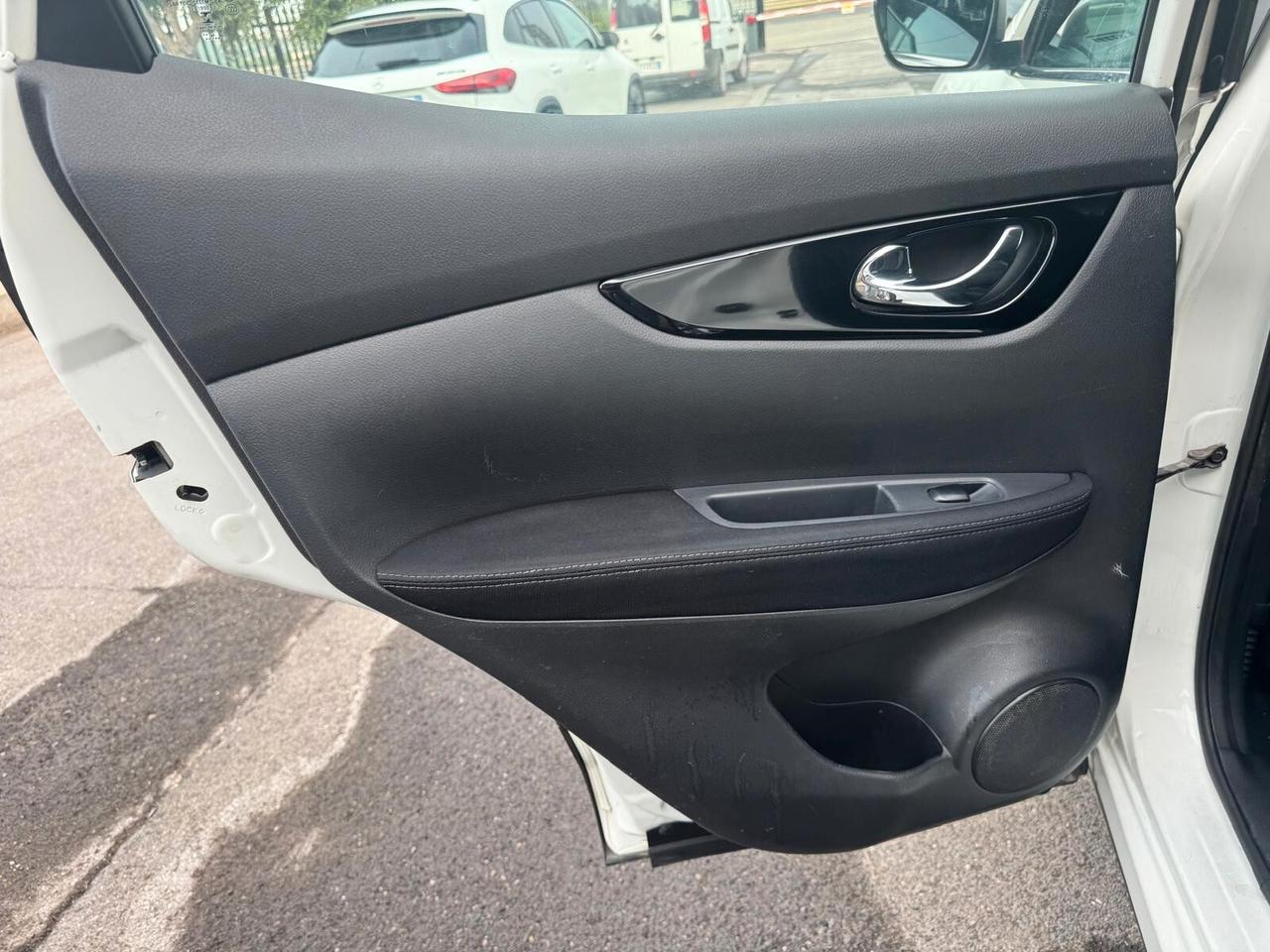 Nissan Qashqai 1.6 dCi automatica 131cv